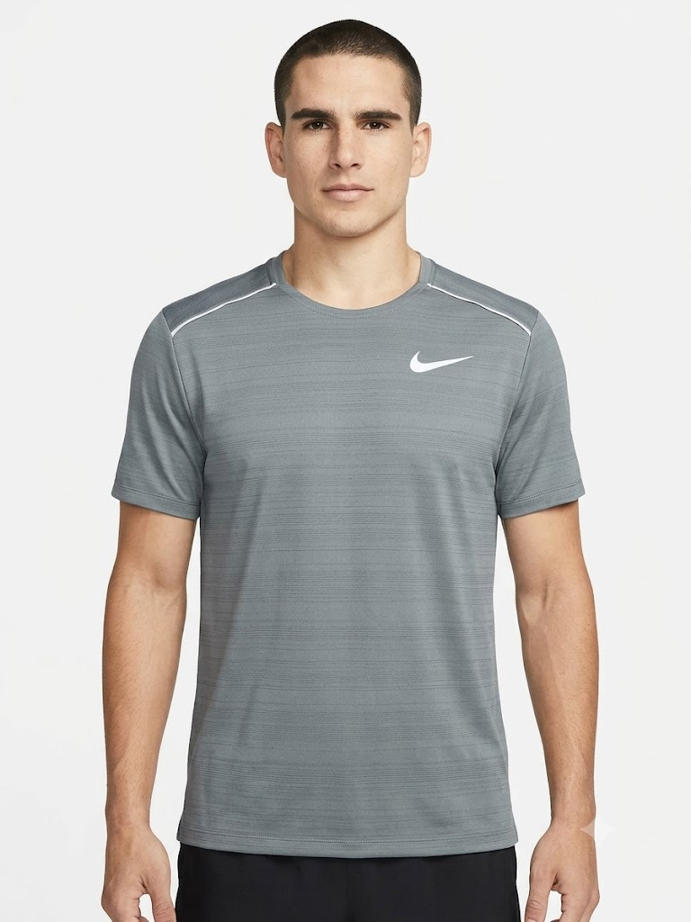 Camiseta Deportiva Nike Dri-FIT Performance – Gris Jaspeado / Smoke Grey