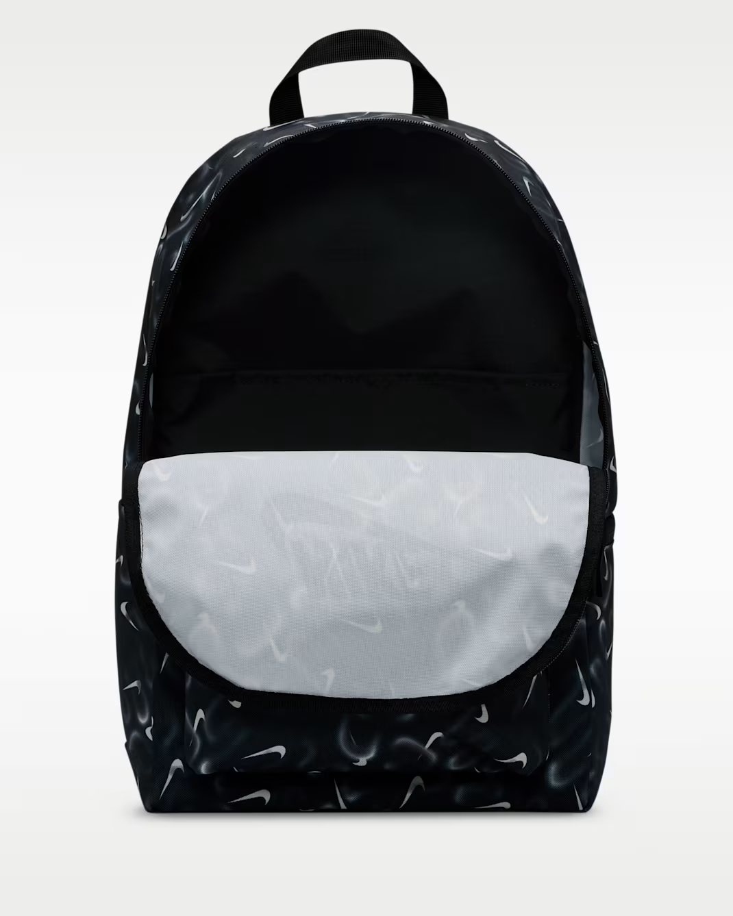 Mochila Urbana / Deportiva Nike Heritage All-Over Swoosh Print – Negro / Humo / Blanco - Imagen 4